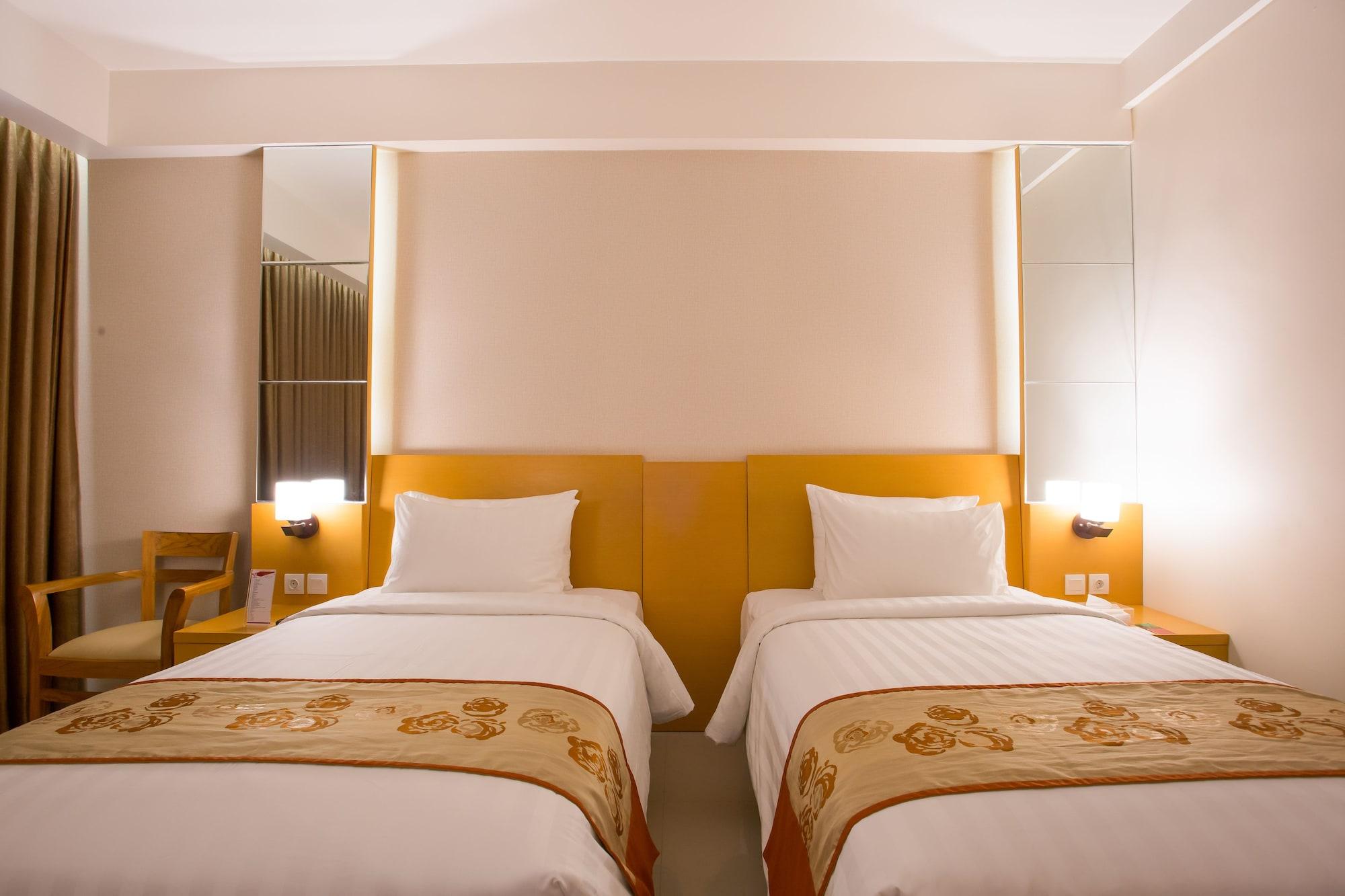 Golden Palace Hotel Lombok Mataram Dış mekan fotoğraf