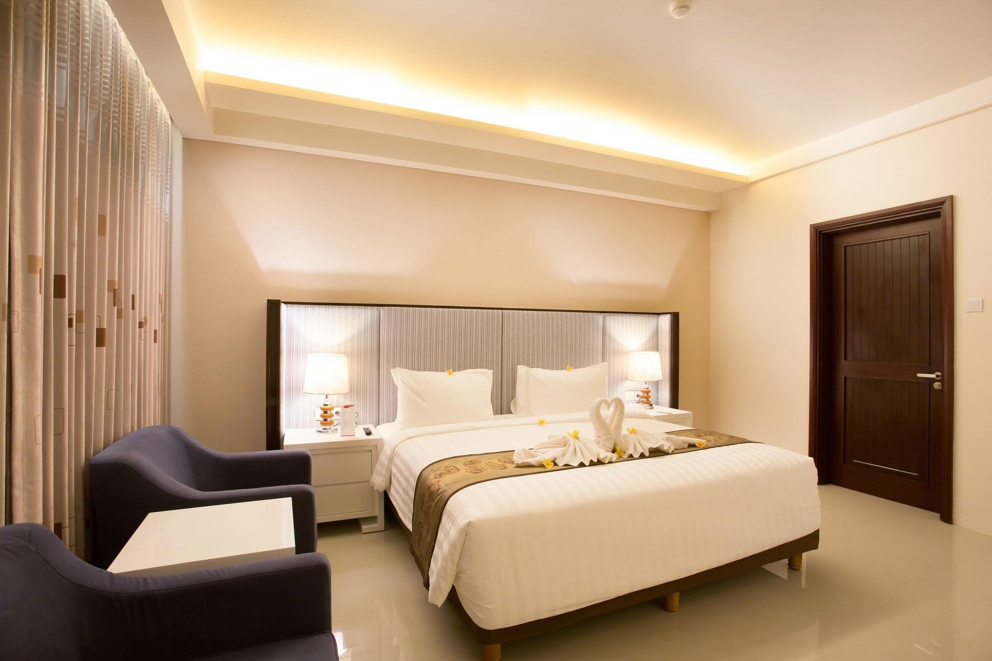 Golden Palace Hotel Lombok Mataram Dış mekan fotoğraf