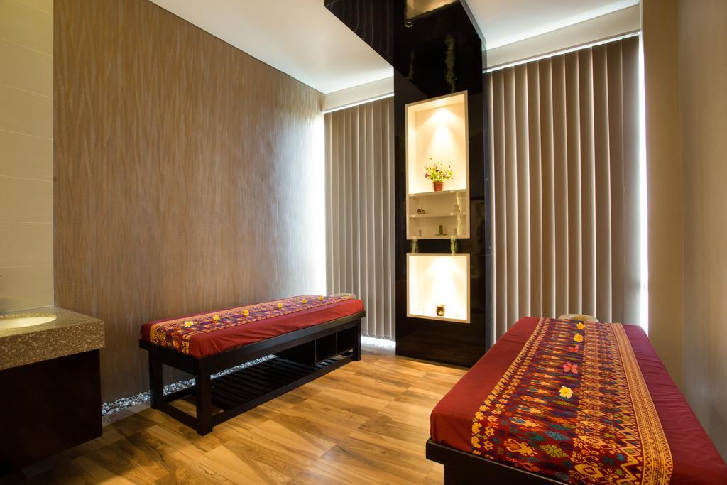 Golden Palace Hotel Lombok Mataram Dış mekan fotoğraf