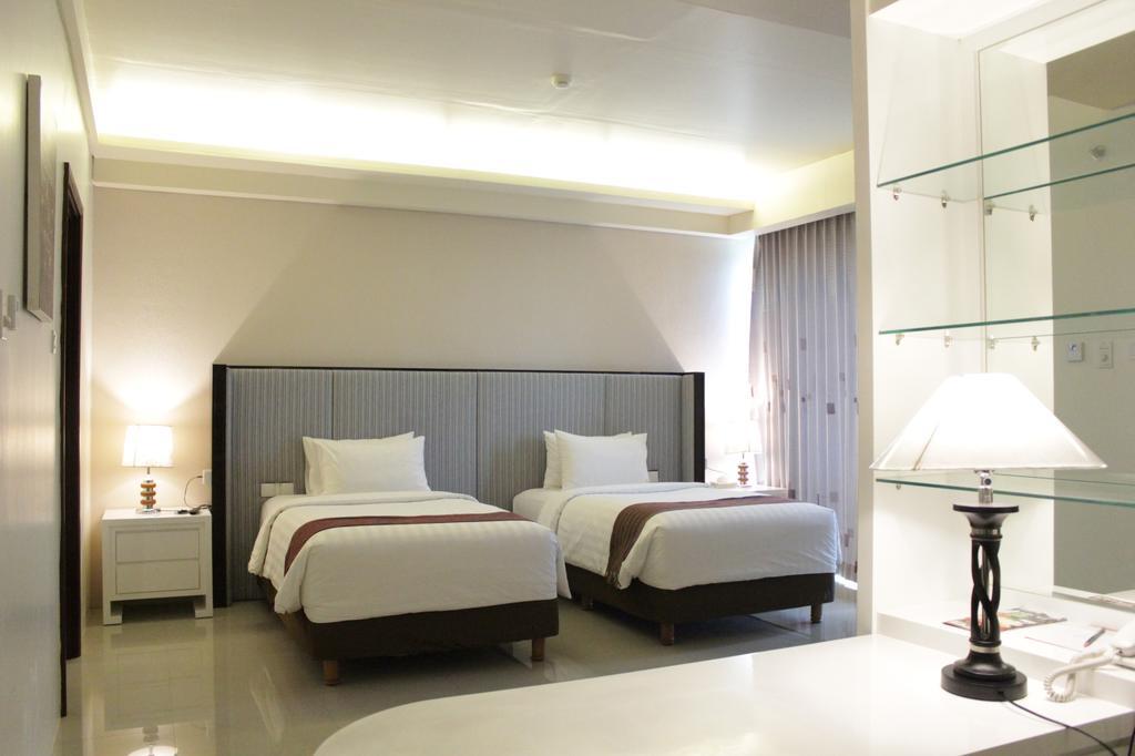 Golden Palace Hotel Lombok Mataram Dış mekan fotoğraf
