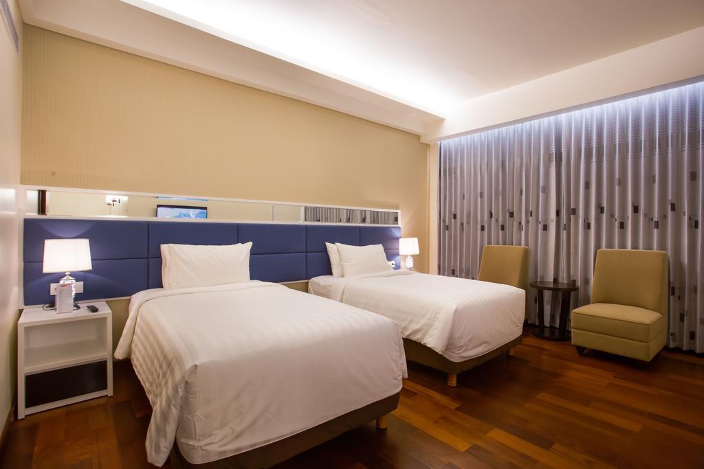 Golden Palace Hotel Lombok Mataram Dış mekan fotoğraf